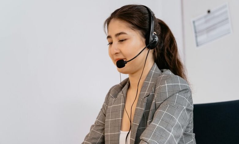 corporate support hotline service