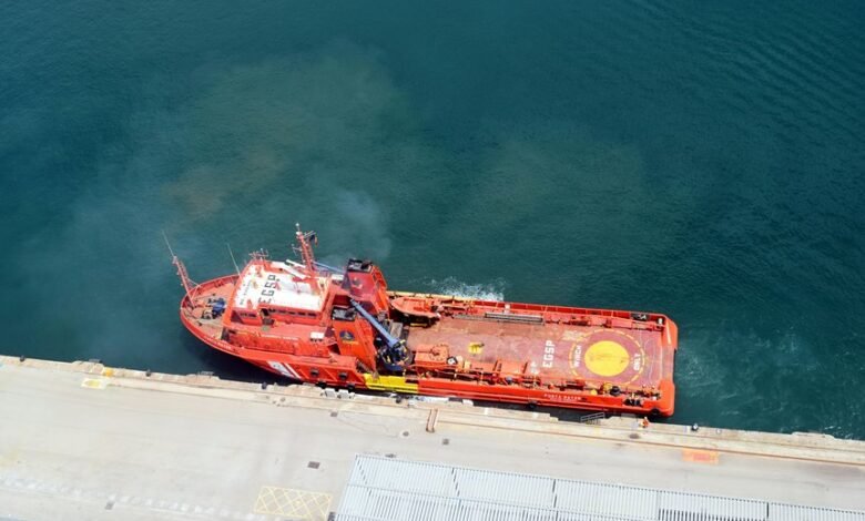 falcon contact dock details